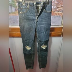 Wild Fable size 8 high rise distressed skinny jeans